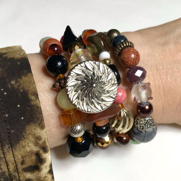 Hand Crafted Jewelry - Handmade Bracelet with Vintage and Modern Elements (NB12-6H)